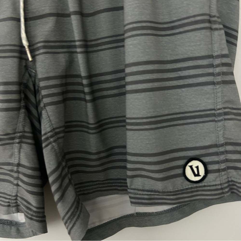 Vuori Men’s Kore Athletic Shorts Grey with Stripes - Picture 3 of 5
